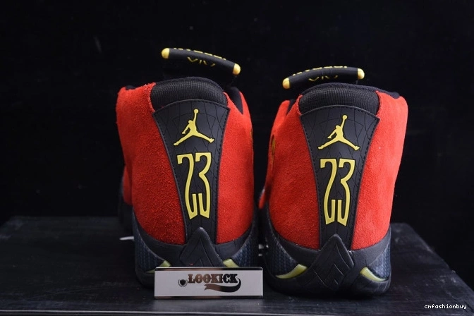 14 Air Challenge Retro 654459-670 Red Jordan 0306